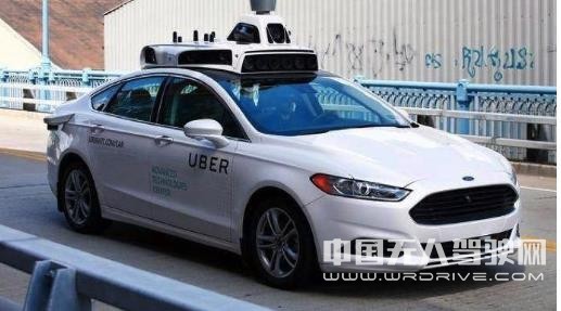 剝離迷霧 無人駕駛為何難以落地？