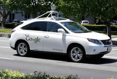 為什么各大巨頭都看上了無人駕駛，無人駕駛的前景如何？