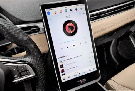 自動駕駛技術遭竊，特斯拉怒告小鵬汽車！