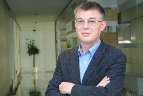 推動自動駕駛變革，威盛榮獲車聯網技術最具創新獎！