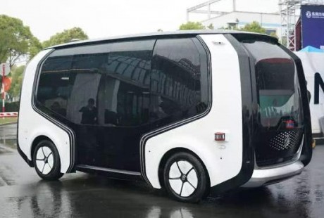 華為研發5G無人駕駛車，這次拉上了新的小伙伴！