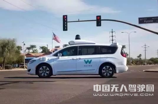 無人不談自動駕駛，但自主芯片在哪里？