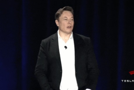 特斯拉限時贈送4.6萬元完全自動駕駛功能，馬斯克：市值能漲1000%