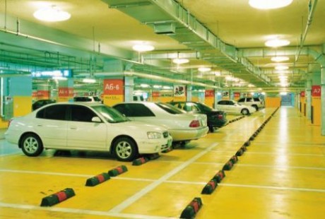 無人駕駛技術讓地產商要哭？車主：至少不用考慮車位問題了