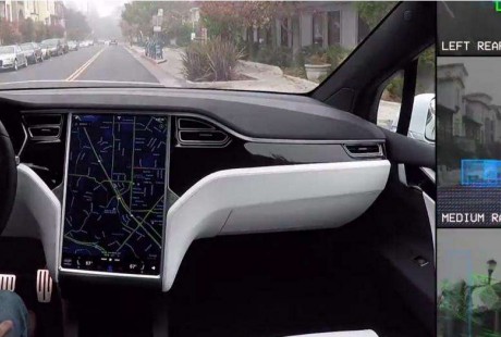 特斯拉自動駕駛要命？大白天忽然開啟”自殺模式“