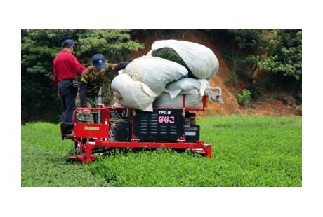 日本開發出無人駕駛自動采茶機，以應對人口老化增加生產力