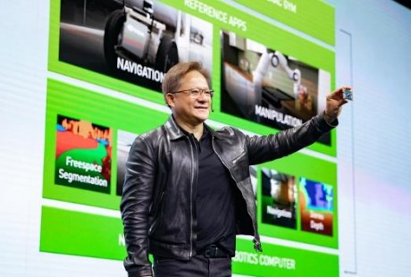 英偉達“變軟”，自動駕駛“破圈”