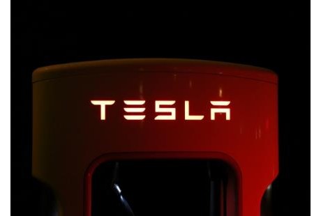 特斯拉如何改變自動駕駛行業？