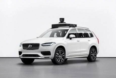 自動駕駛汽車離我們比較近。光學雷達的應用程序使自動駕駛更便宜！