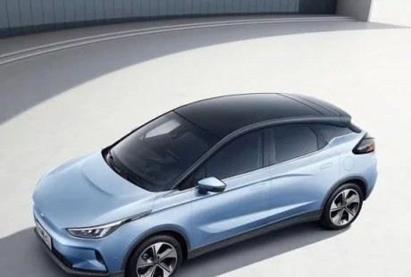 全球首款無人駕駛純電SUV！氣場趕超寶馬X1，配5G技術