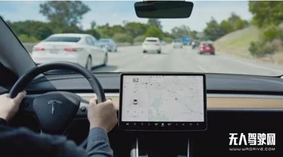 特斯拉正式推出全自動駕駛套件測試版，僅針對部分車主發布