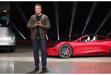 馬斯克：兩周內，特斯拉最新升級版 “自動駕駛”將大規模推送