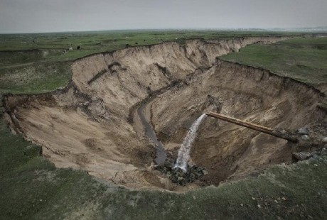 5G+220噸級無人駕駛卡車，已在內蒙古極寒礦區連續作業