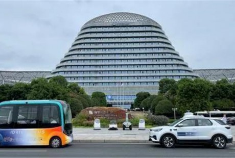 為什么要推動低速無人駕駛發展？