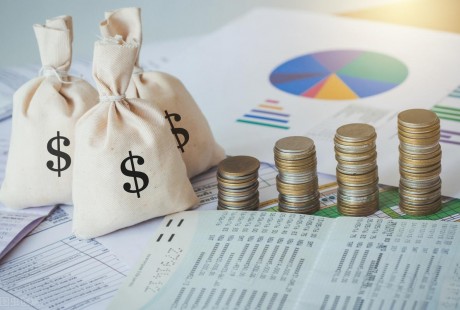 當自動駕駛企業開始談賺錢，真實營收到底有多少？