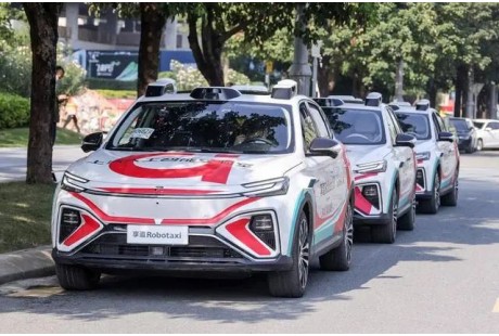 網約車平臺蜂擁下注無人駕駛，誰的贏面更大？
