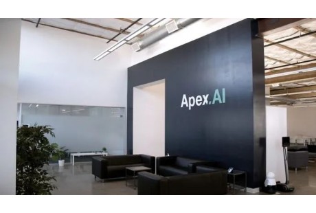 縱目科技創始人回應“跑路”傳聞；僑銀股份擬出資10億進軍無人車市場