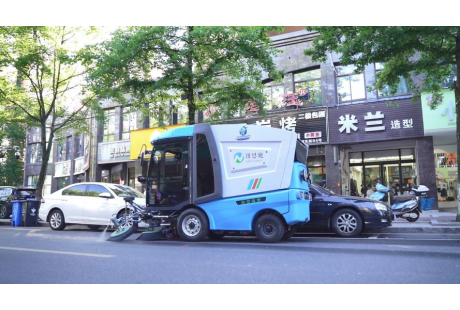 26城實戰！紐恩馳無人環衛車如何解決“窄巷死角”難題